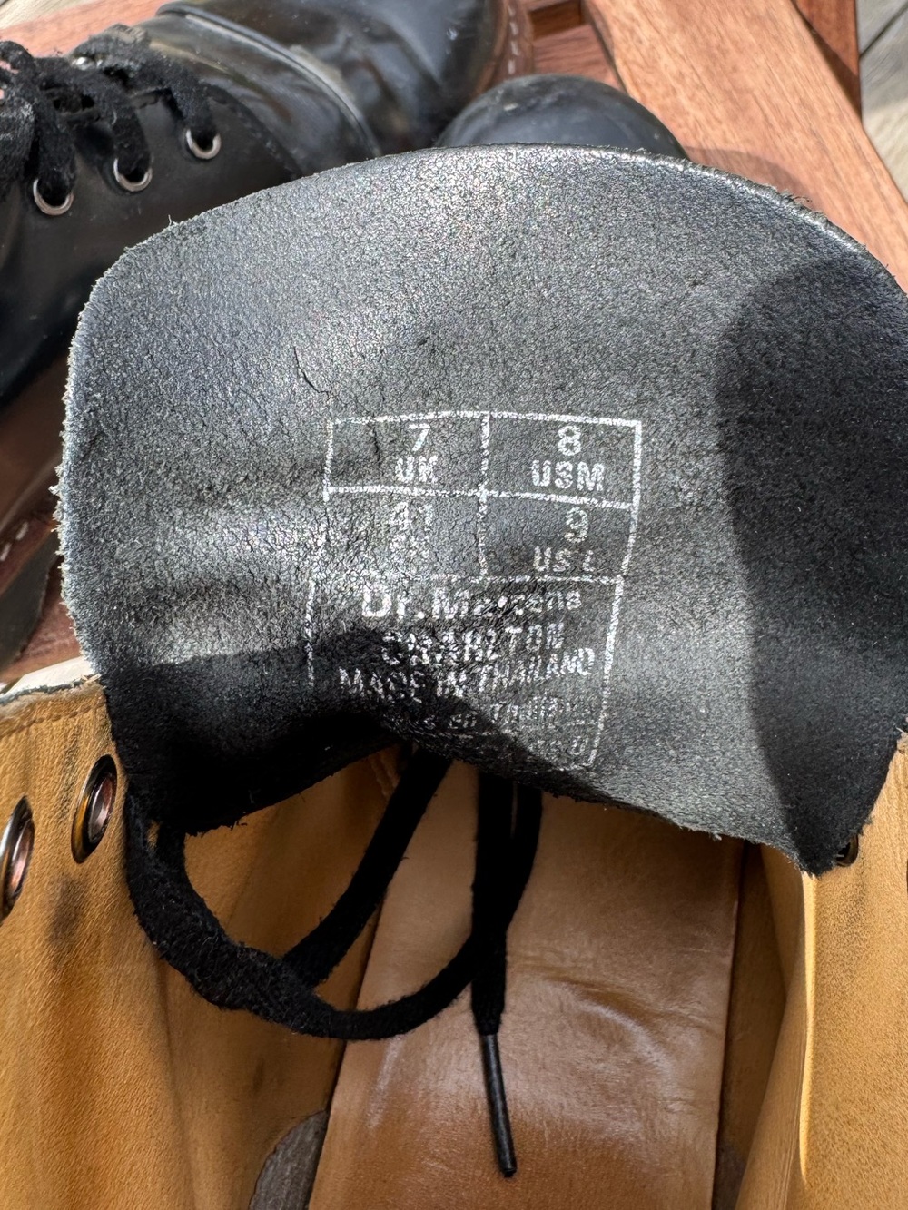 Vintage Dr. Martens 8-Eye Black Leather Cap Toe Boots | Men’s - Picture 4 of 9